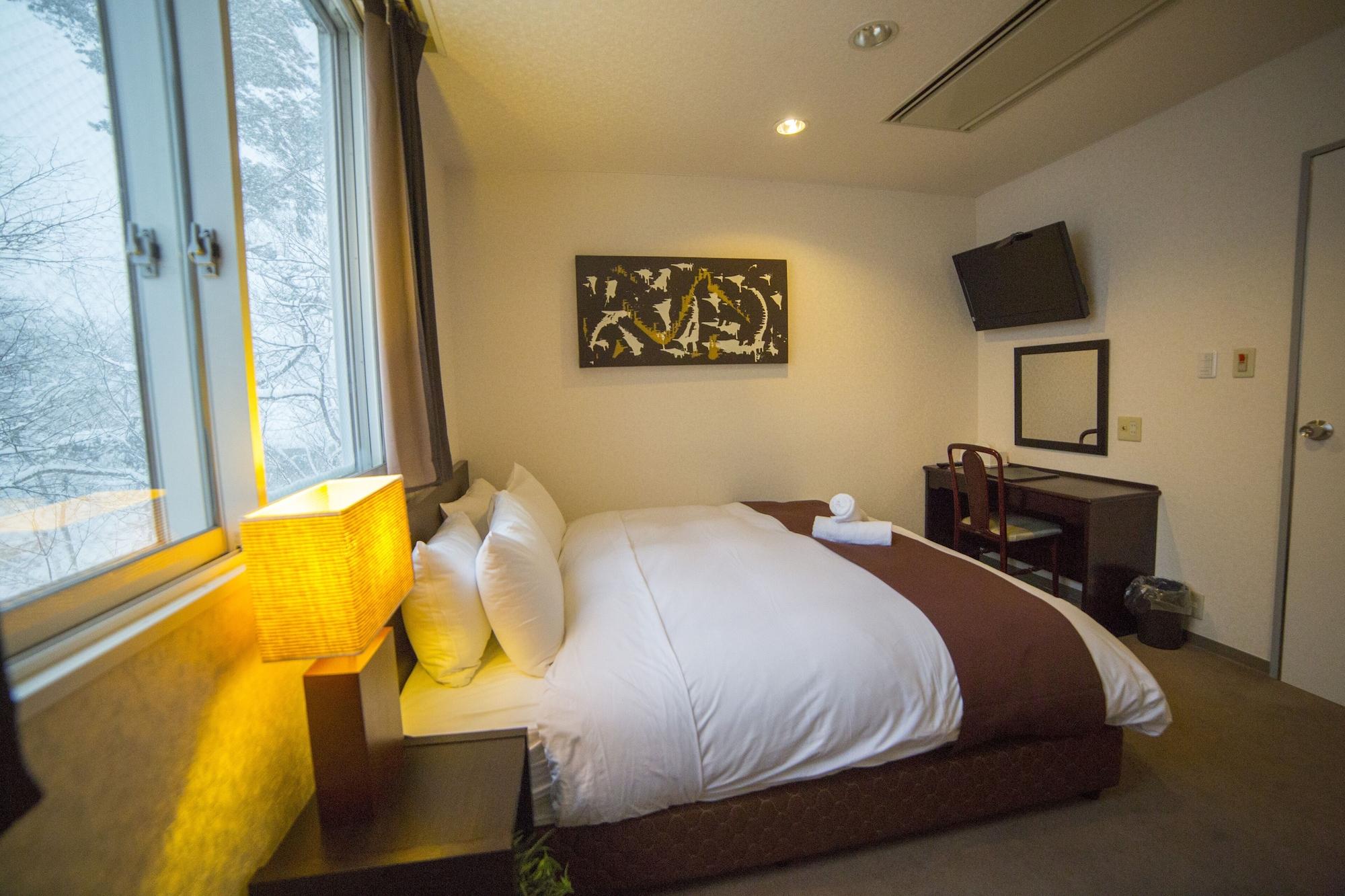 Hotel Echo And 3*