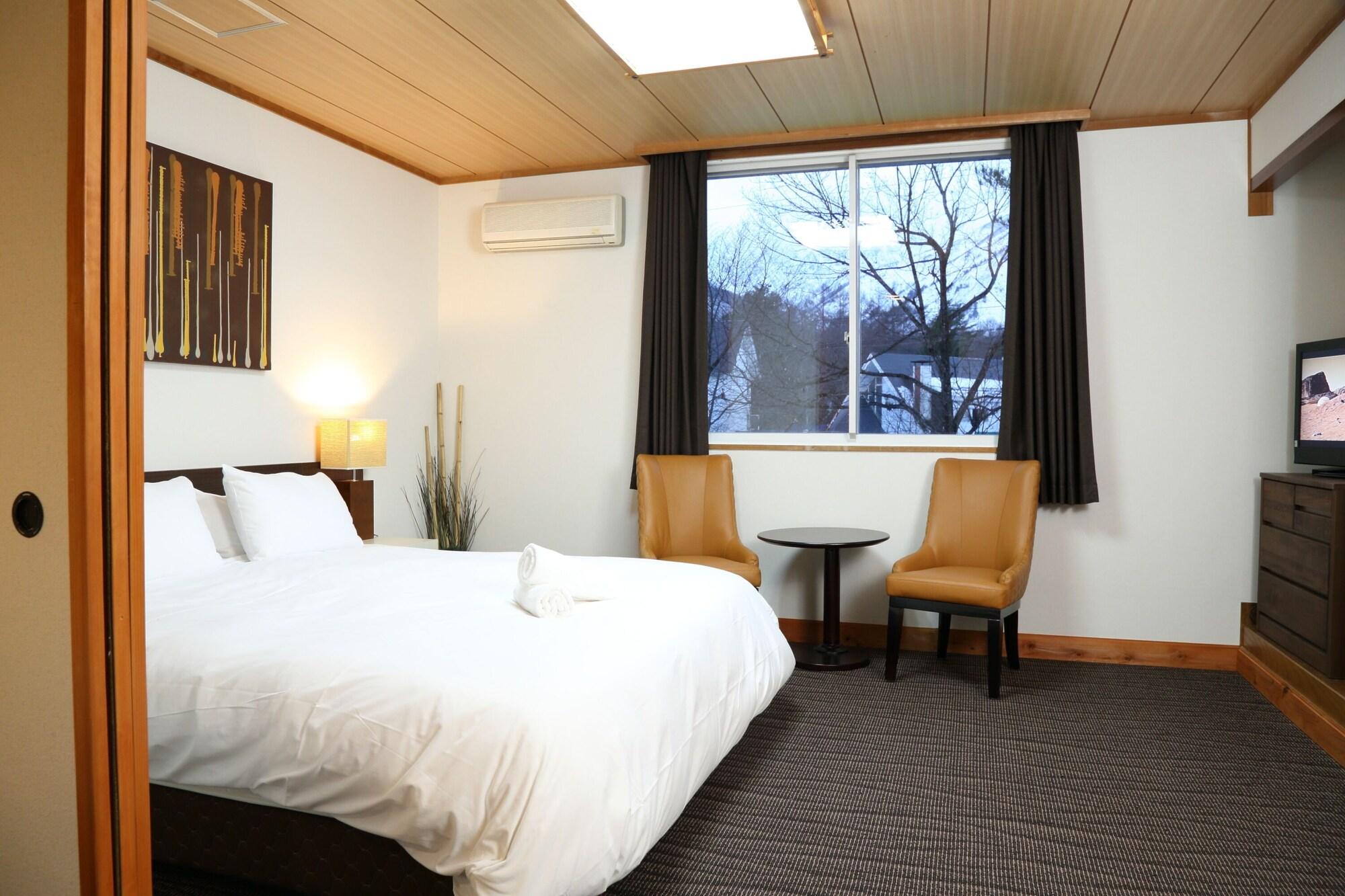 Hotel Echo And 3*