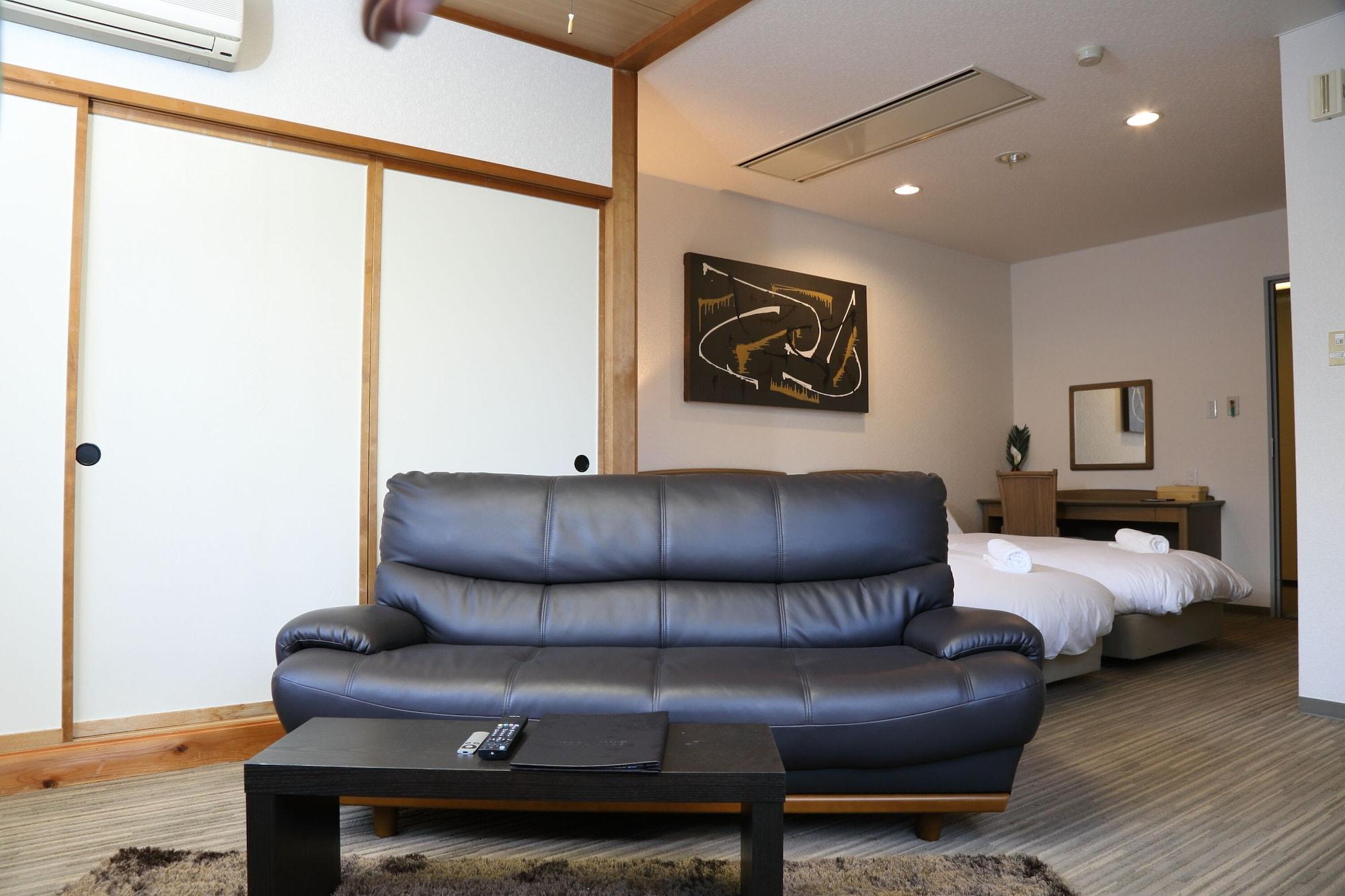 Hotel Echo And