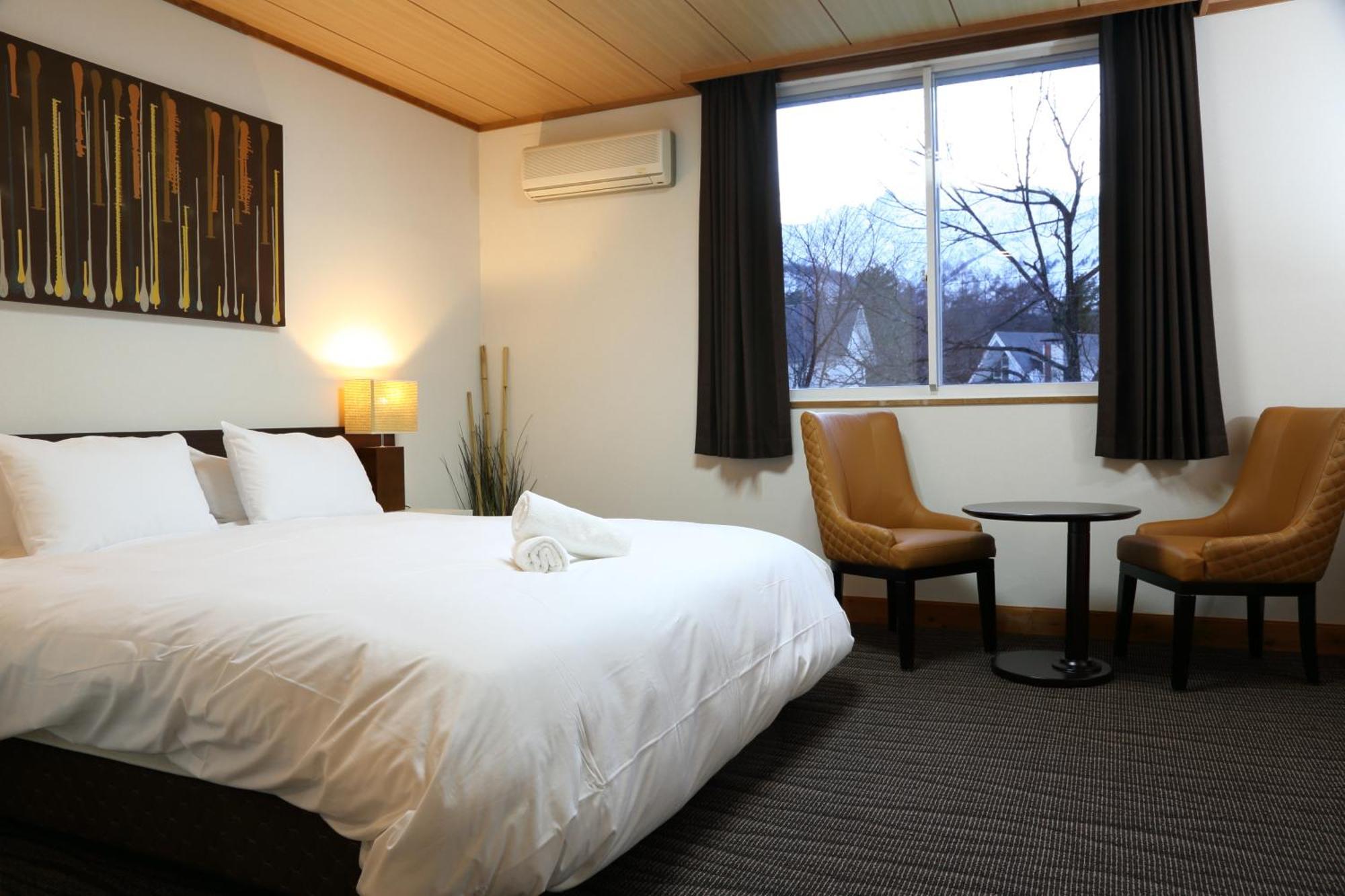 Hotel Echo And